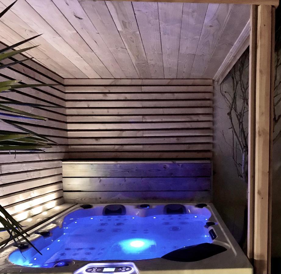 La Domitia - Maison D'Hotes, Massages & Bien-Etre Montbazin Ngoại thất bức ảnh
