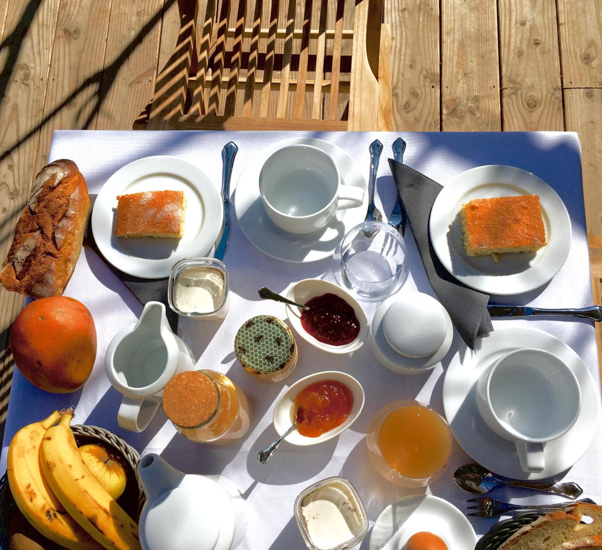 La Domitia - Maison D'Hotes, Massages & Bien-Etre Montbazin Ngoại thất bức ảnh