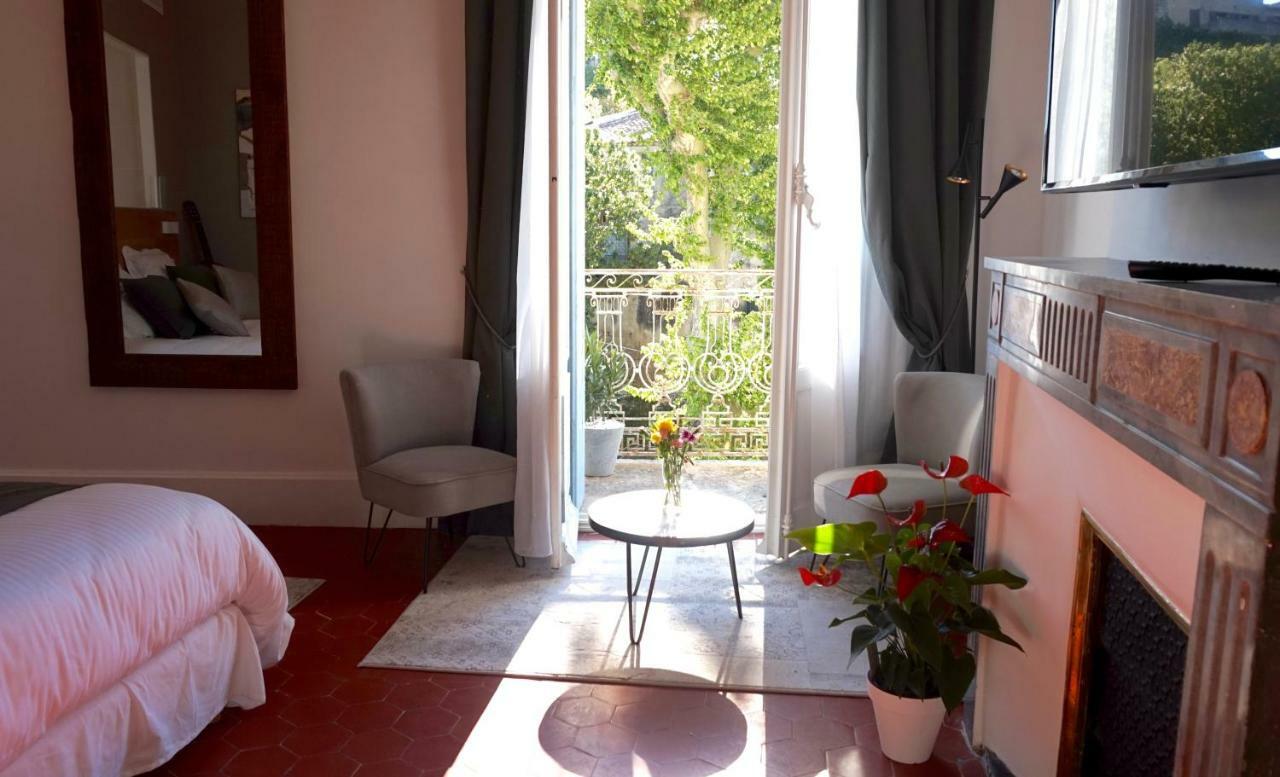La Domitia - Maison D'Hotes, Massages & Bien-Etre Montbazin Ngoại thất bức ảnh
